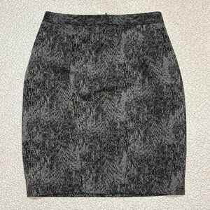 Tahari Women’s Textured Pencil Skirt Gray Black Career Office Lined Size 8 30x21